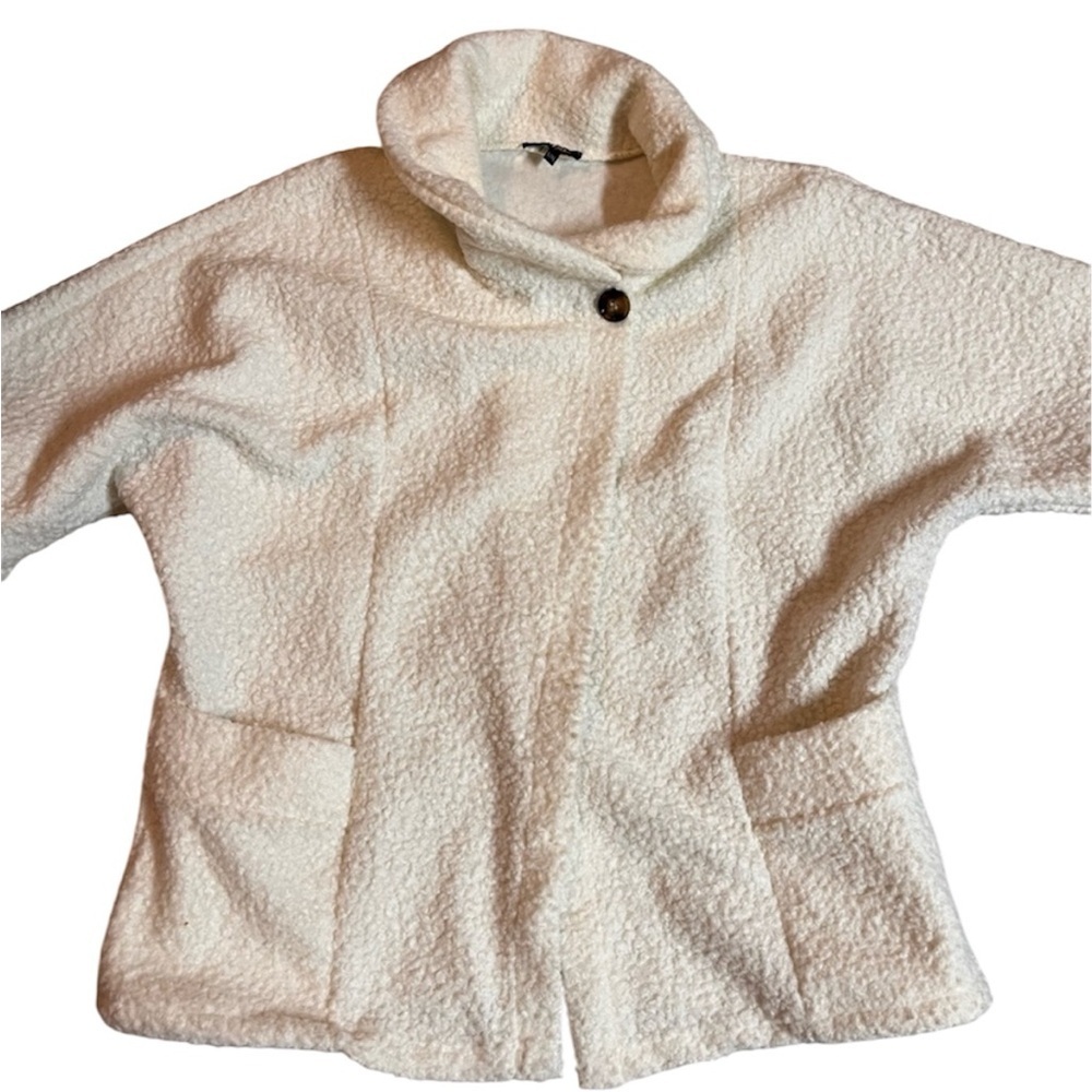 Papa Cozy Cream White Textured Jacket. Made in ITALY. L/XL. Roomy. Warm.